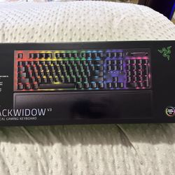 RAZER KEYBOARD 