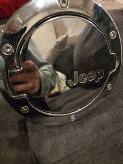 New OEM Mopar Chrome Fuel Filler Door Assembly - Jeep Wrangler JK 2007-2018