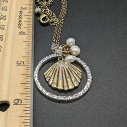 Cute Little Glittery  Seashell Necklace Marked NRT.AVON. VTG