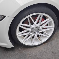 20 Inch 1AV  Custom Rims & Tires $1400 Cash.