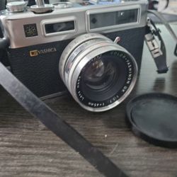 Yashica Electro 35
