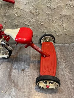 Radio Flyer Classic Red Steel Dual Deck Tricycle - See My