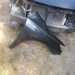 2009 Toyota Corolla Passenger Side Fender 
