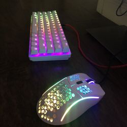 GAMING KEYBOARD 🎹 AND MOUSE RGB READ DESCRIPTION NOT SELLING SEPARATELY NO BOX 📦 PICK UP ONLY NO TRADE 👉FIRM ON PRICE👈💲60 FOR BOTH CASH💵ONLY 