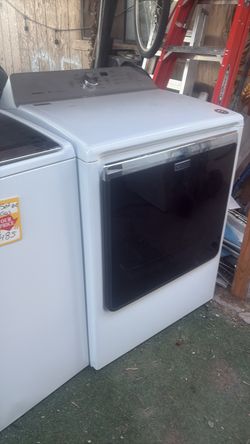 Bonito set de Labadora y secadora de gas marca Mayra