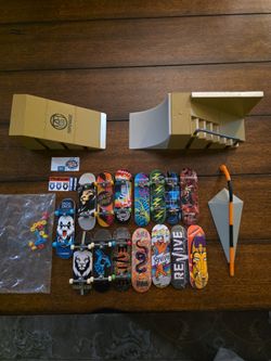 Tech Deck and Revive Fingerboard Lot with Ramps & Accessories