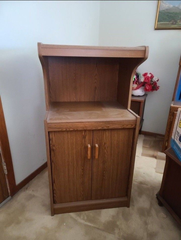 MICROWAVE CABINET/SHELF