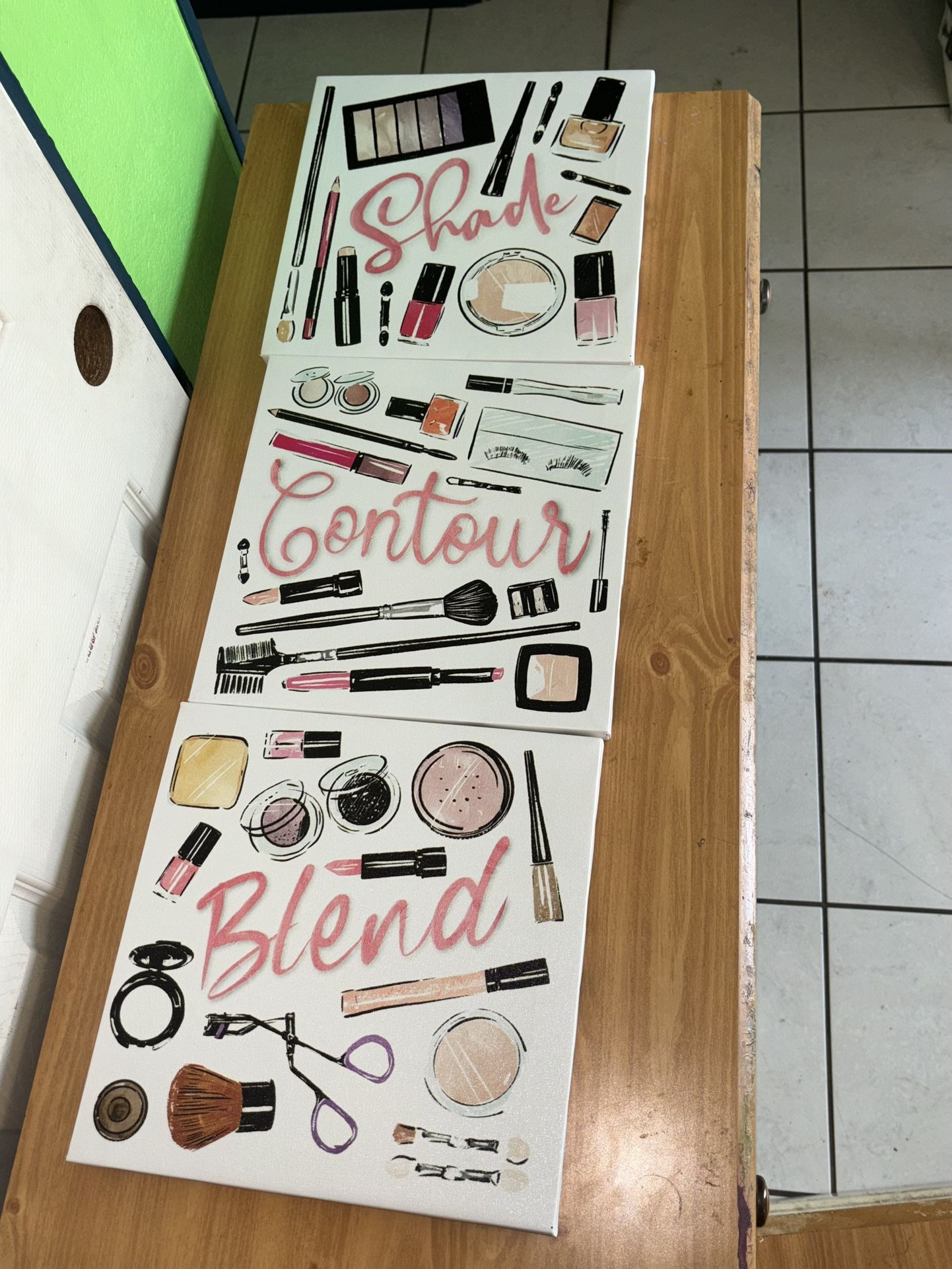 Make Up Room Decor 