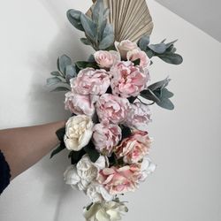 Artificial Floral Decor, Backdrops, Balloon Garlands 