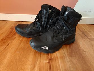 North Face Insulated Snow Boot M11