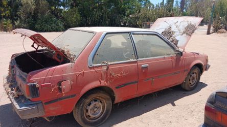 1985 Nissan Sentra red