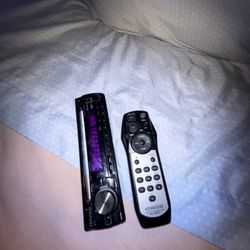 Kenwood Stereo And Remote