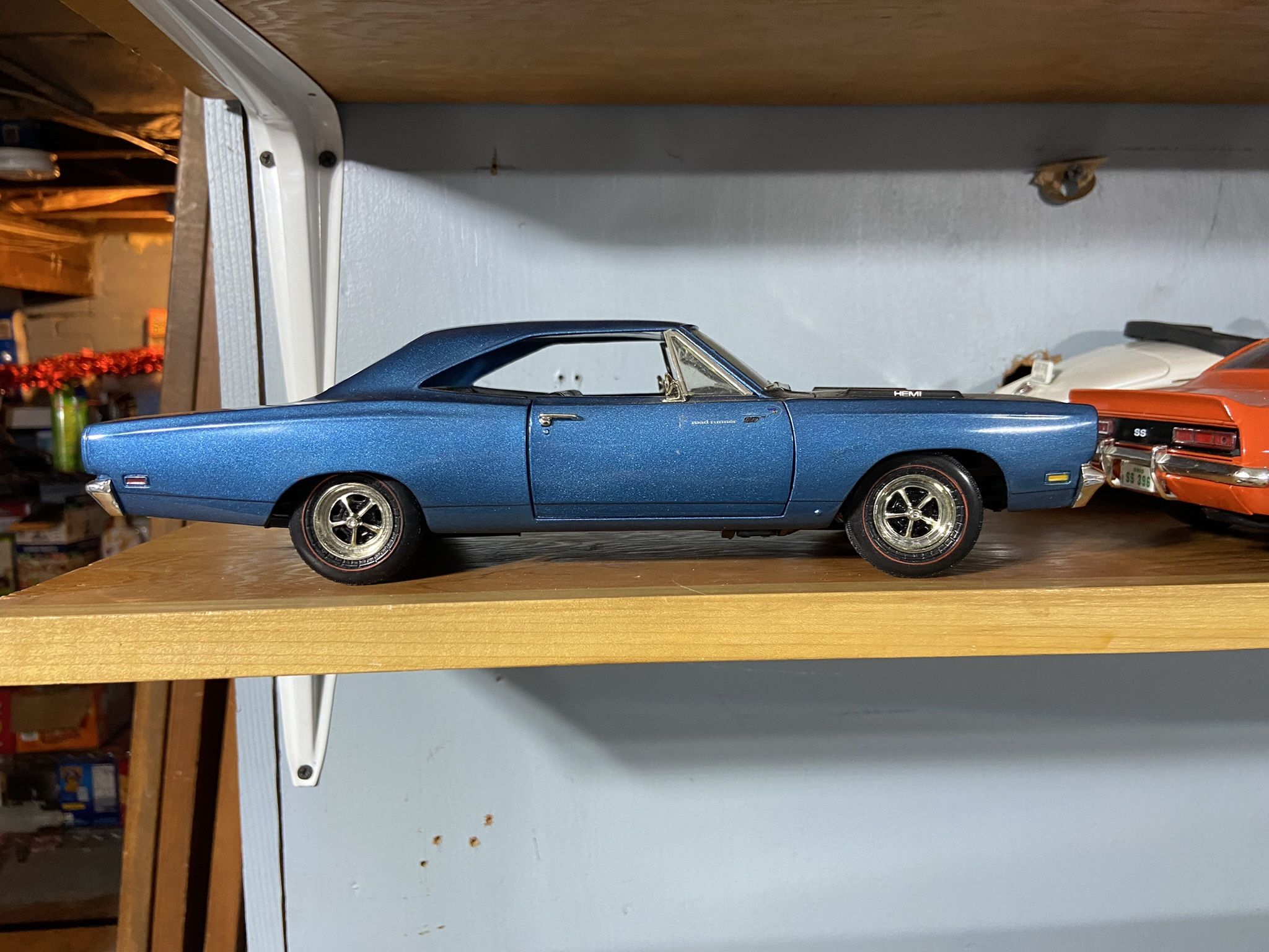 1969 Plymouth road runner Ertl american muscle 1/18