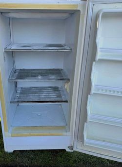 Kenmore upright freezer