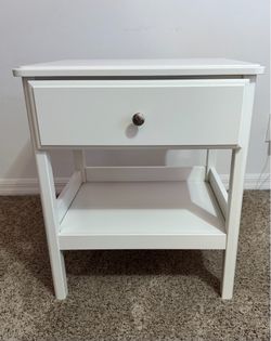 Night stand