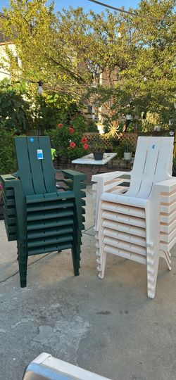 Outdoor Lawn Chairs