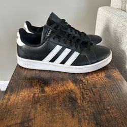 Adidas Grand Court Mens SIZE 10