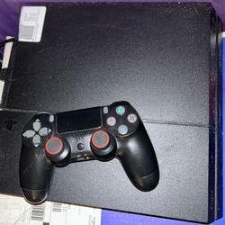 PS4 (Great Condition)