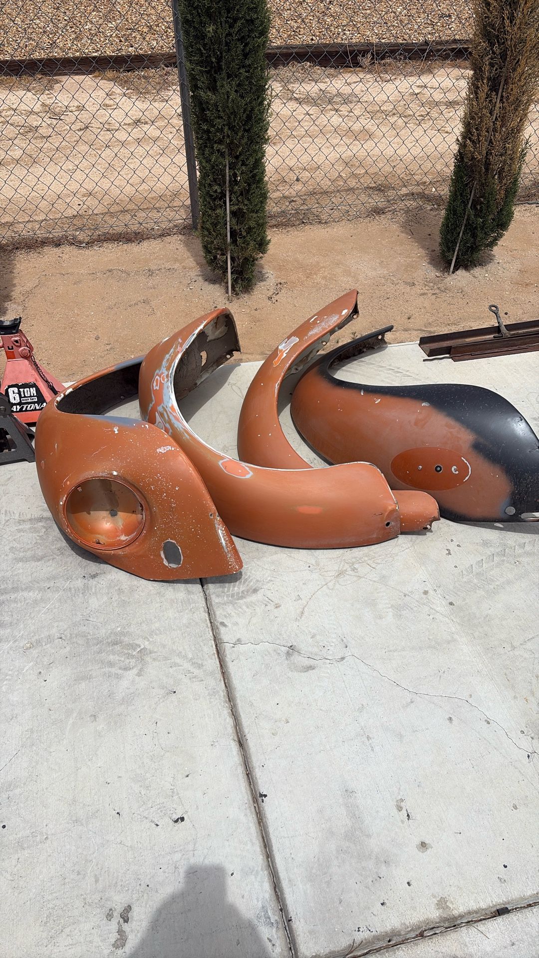 1967 VW Bug Fenders TRADE FOR Bug Parts