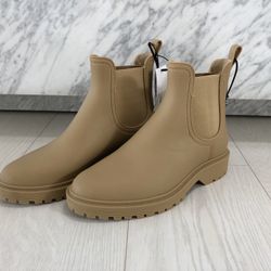Brand New Zara Tan Rubber Chelsea Boots