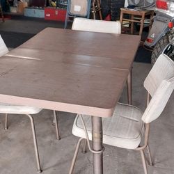 Formica Table And 3 Chairs