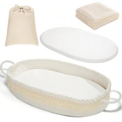 HARPPA Baby Changing Basket, Moses Basket with Waterproof Pad and Blanket, Portable and Washable Woven Basket for Dresser and Diaper Changing Baby Nur