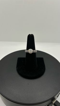 BRAND NEW 18KW 2.02CTW 2-Row Engagement Ring