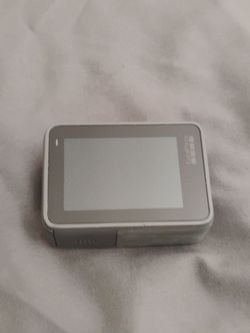 Go pro 7 hero silver with SD card