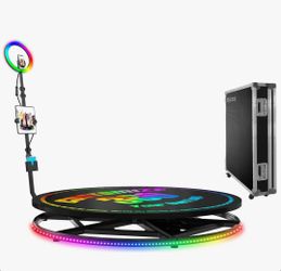 360° Rotating Photo Booth