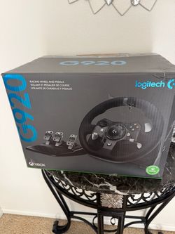 G920 racing wheel and pedals for Xbox brand new condition
