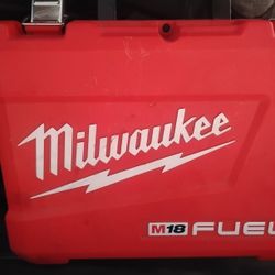 Milwaukee Fuel M18