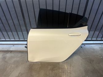BMW 840 m850 left rear door