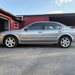 2003 Nissan Maxima 
