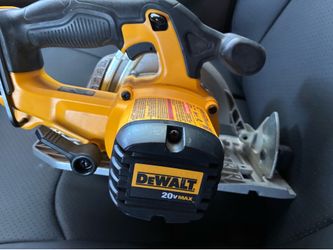 Dewalt 20 V max, circular saw