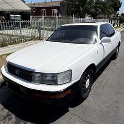 1990 Lexus LS 400 Sedan 4D