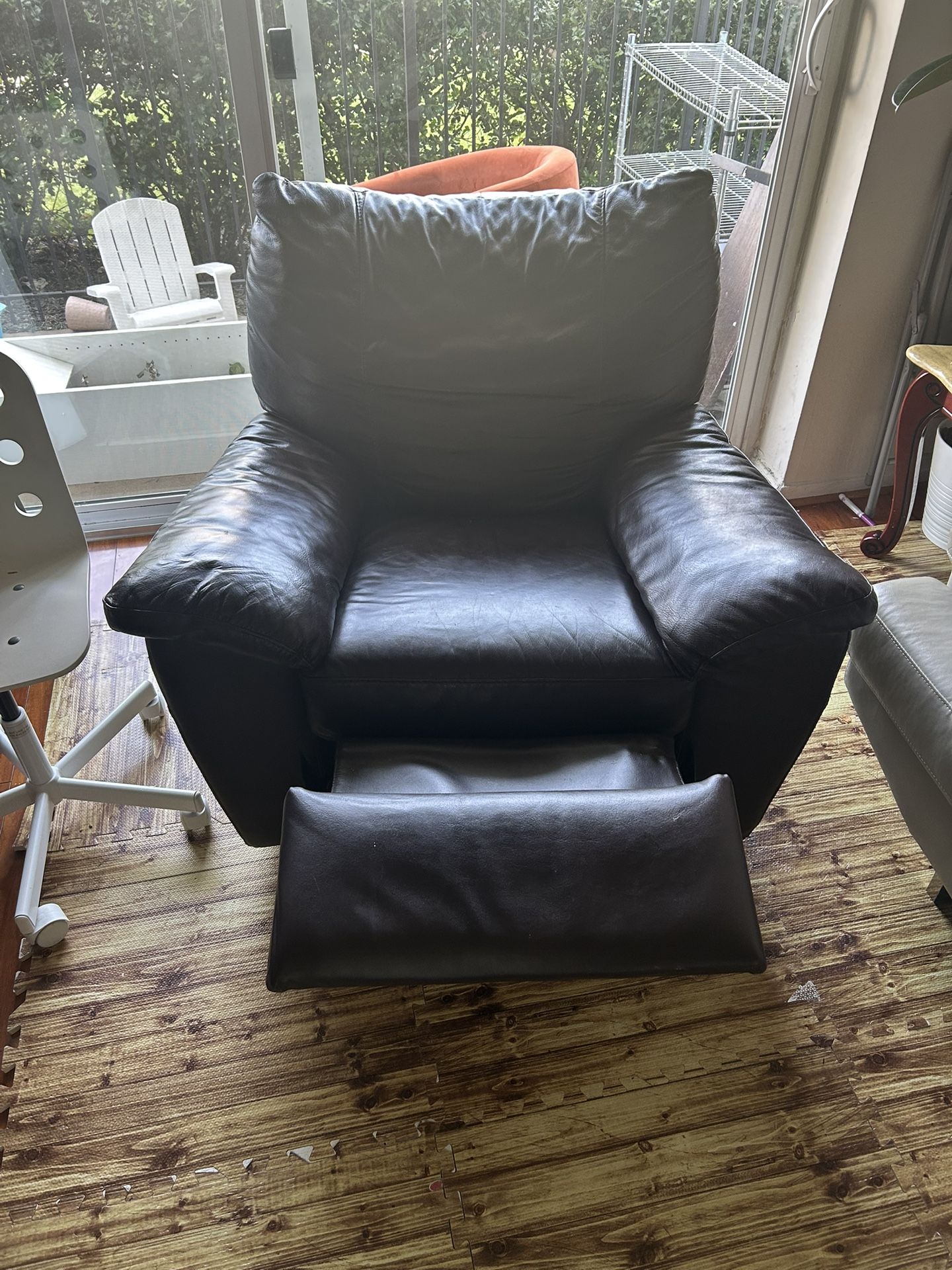 Recliner Chair