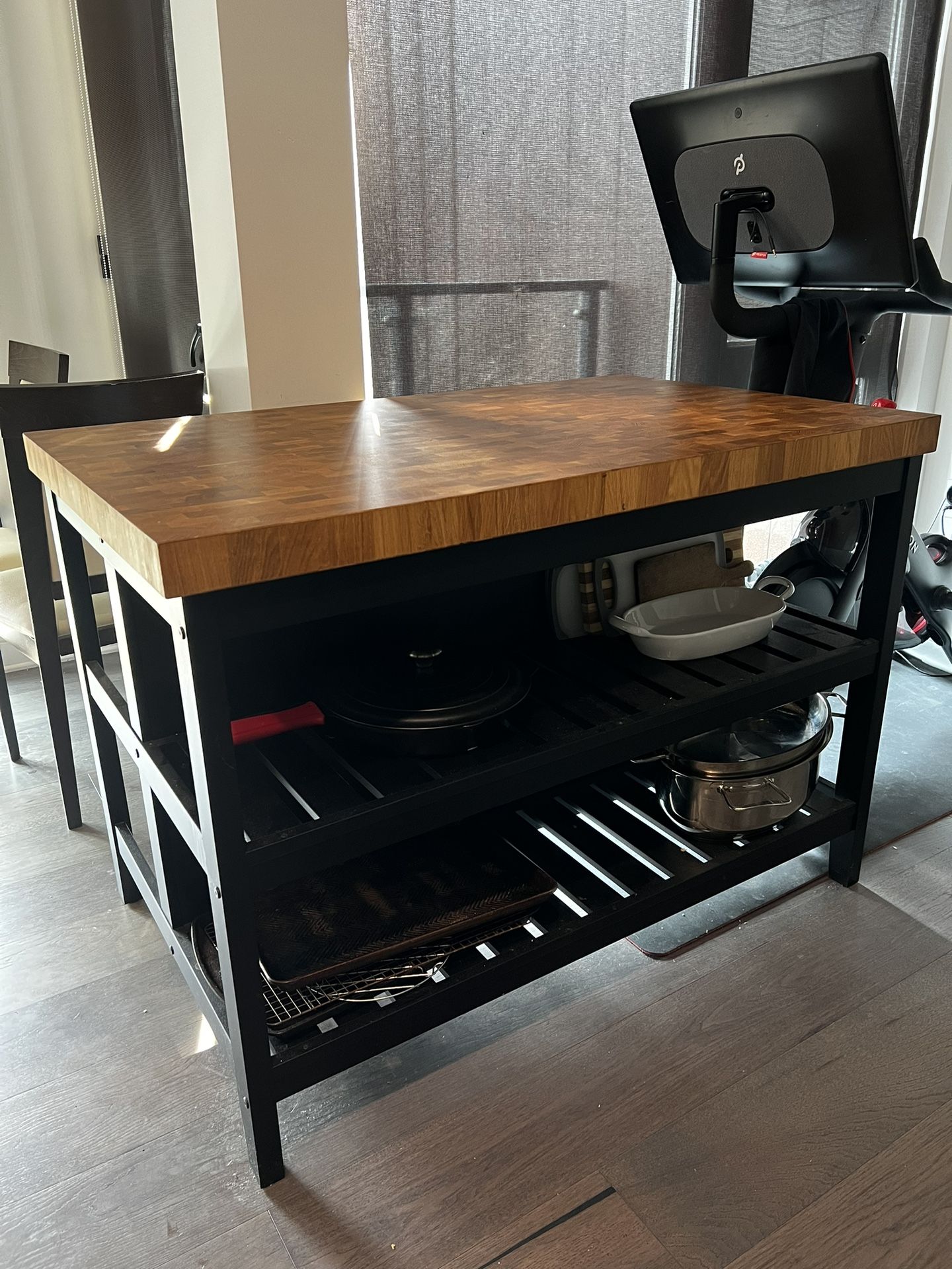 IKEA kitchen island (Vadholma)- Great Condition Regular $569.00
