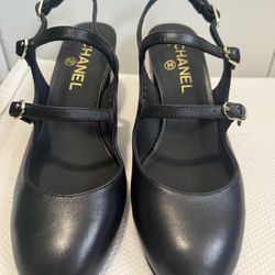Dupe Chanel Black Heels