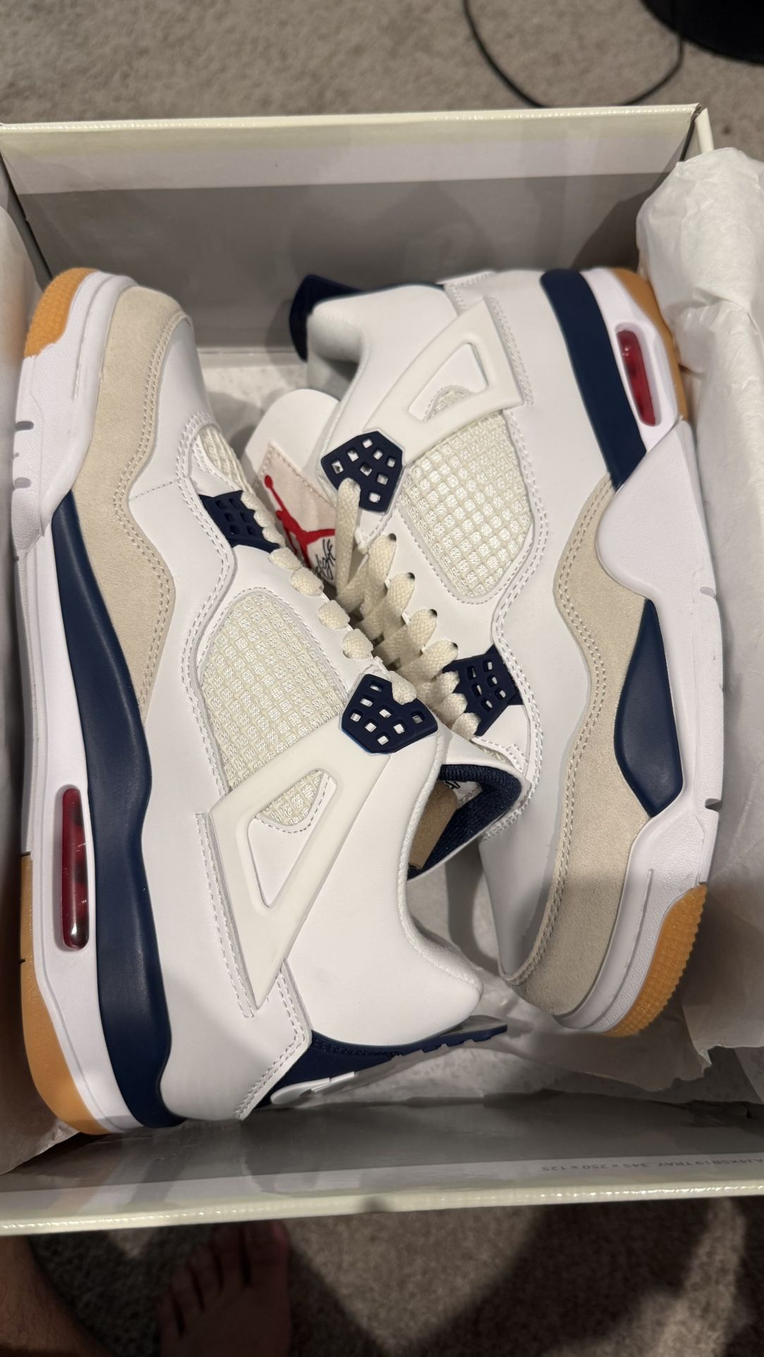 Jordan 4 ‘SB Navy’