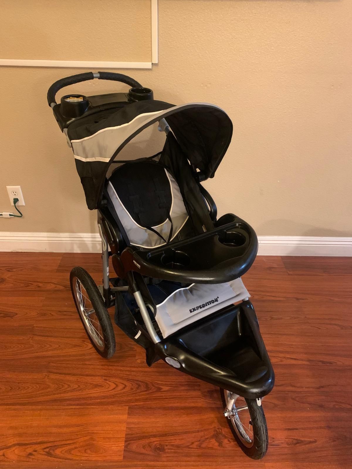 BABY TREND EXPEDITION JOGGER STROLLER