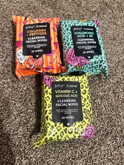 Facial wipes
