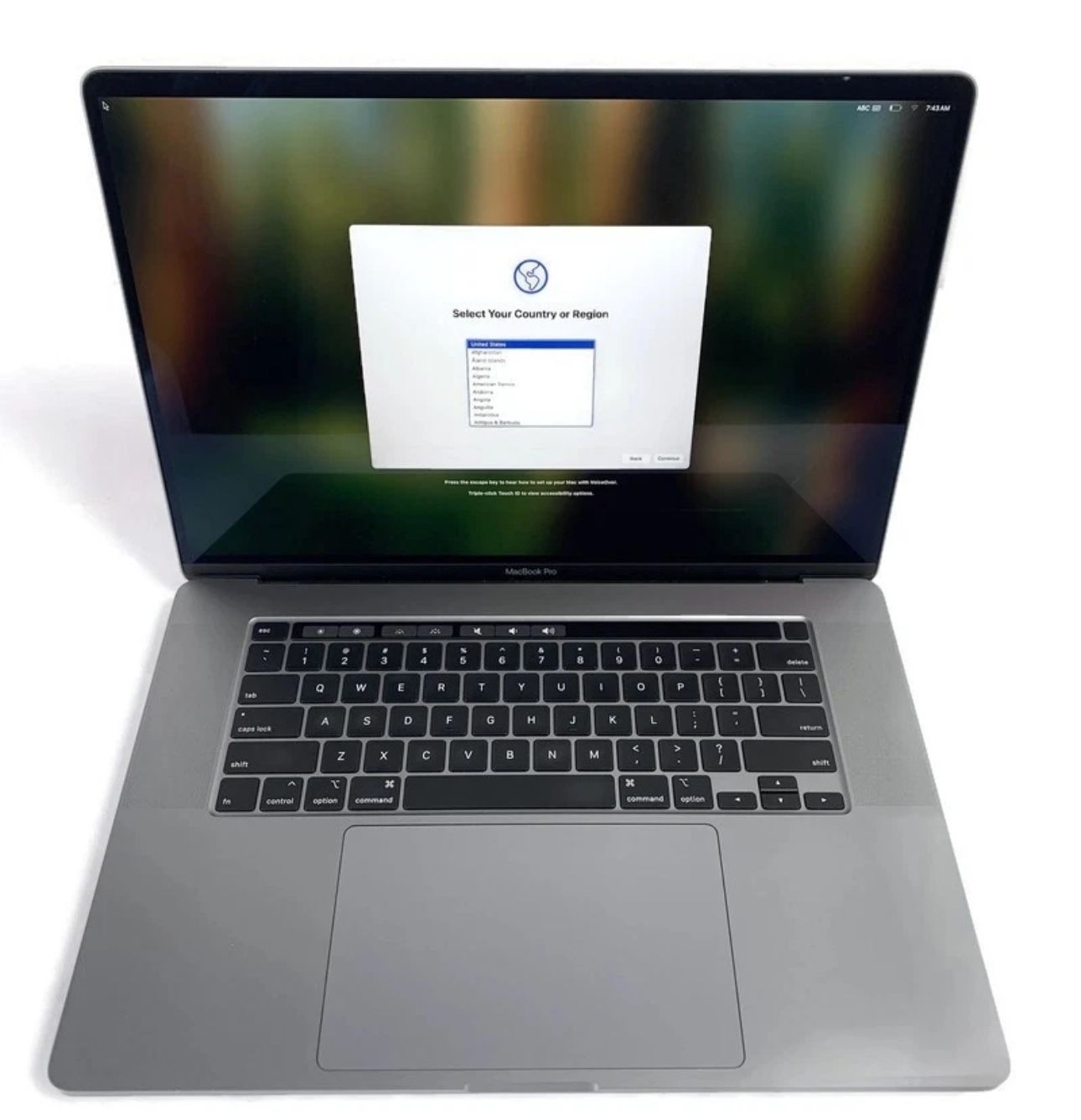 MacBook Pro 16 16gb 500gb I7