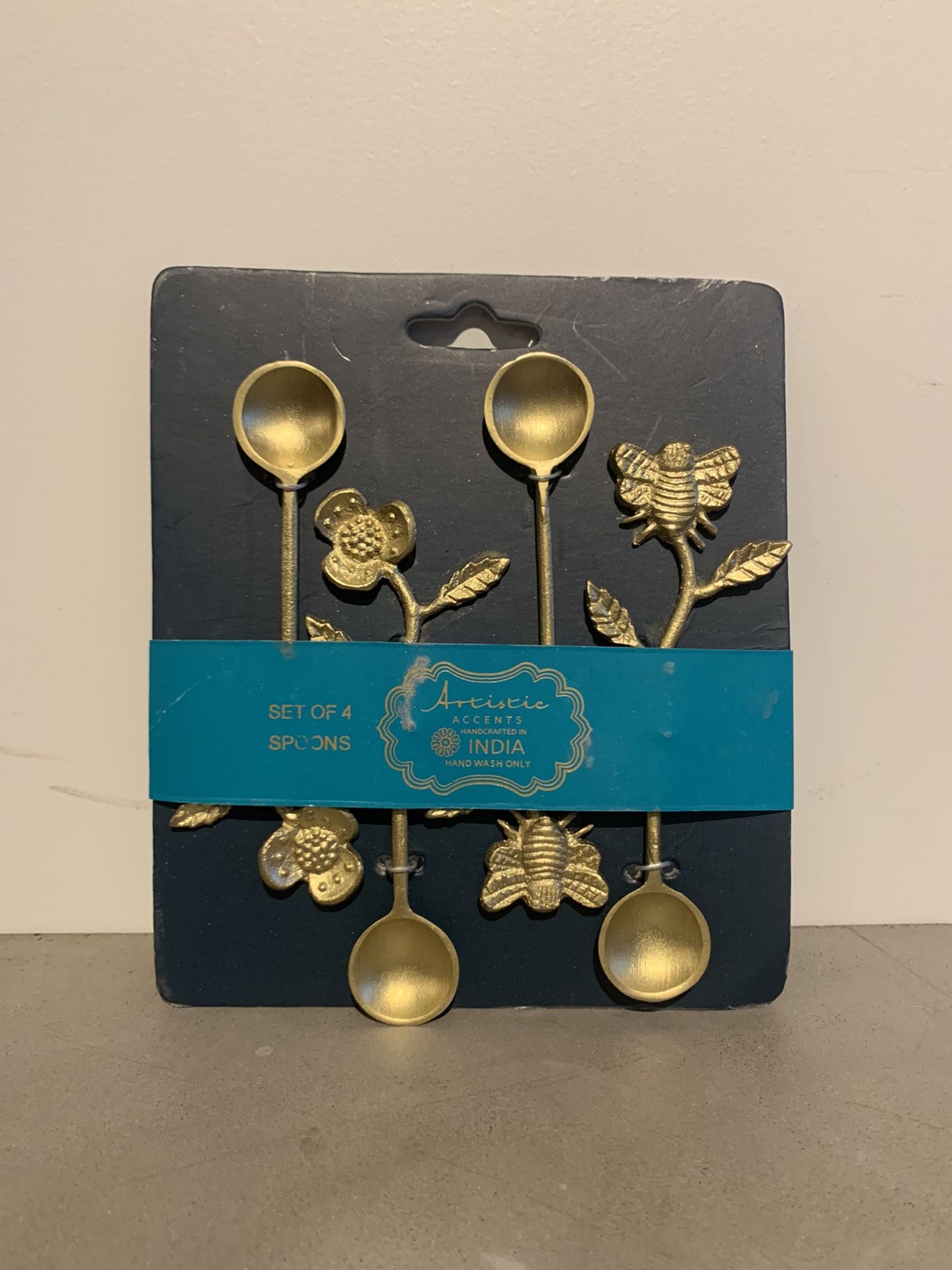 Artistic Accents Set of 4 Gold Spoons - Floral/Bee Theme - BRAND NEW Made India
