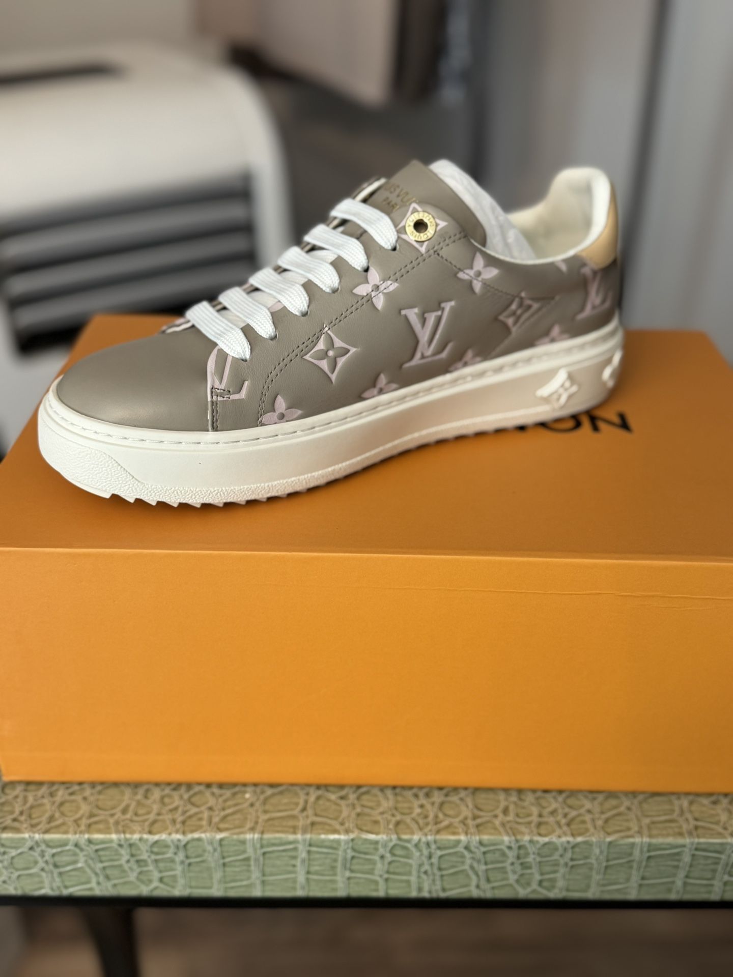LV Sneakers Size 38&39