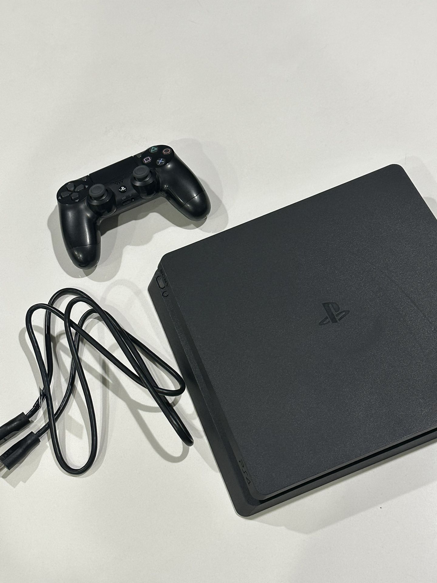 PS4 Slim w/ Controller & HDMI Cable