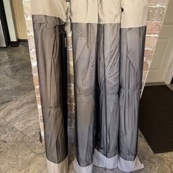 9’ outdoor umbrella - $100 each - new
