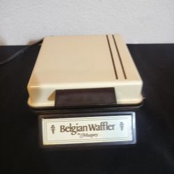 Vintage Munsey Belgian Waffler Electric Waffle Maker Model BW2 900W 120V Working