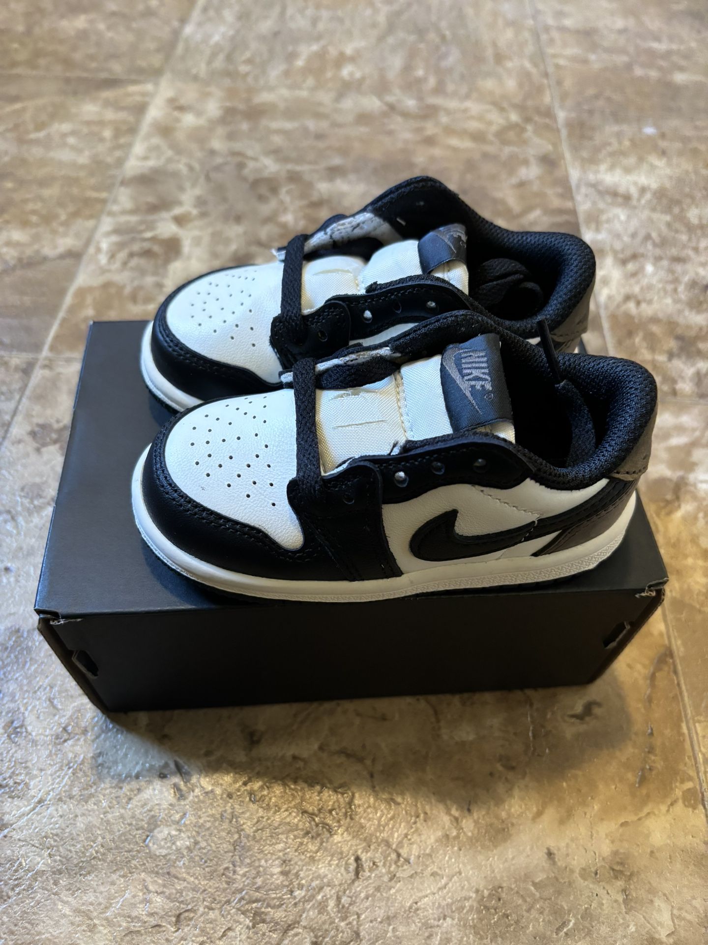 Jordan 1 Mocha 6C