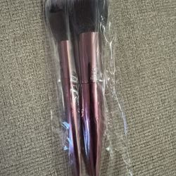 R&L Moda Makeup Brushes
