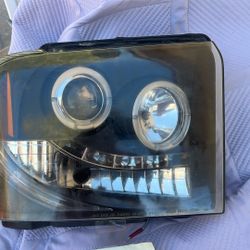 Ford F250 Headlights